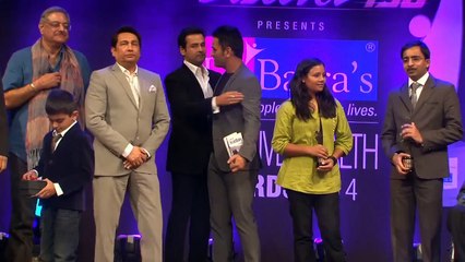 Download Video: Dhoni Zaheer at 9th Positive Health Awards 2014