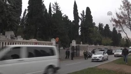 Cumhurbaşkanı Erdoğan, Babasının ve Annesinin Mezarlarını Ziyaret Etti