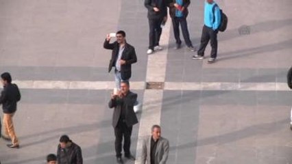 İntihara Kalkışan Kişiye Vatandaş Dayağı