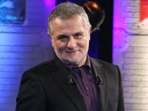 Almanya'daki Tedavisi Biten Kenan Işık Türkiye'ye Getirildi