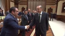 Cumhurbaşkanı Erdoğan, Tff Başkanı Demirören ve Kulüpler Birliği Üyelerini Kabul Etti