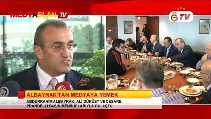 Скачать видео: Abdurrahim Albayrak medya mensupları ile buluştu!