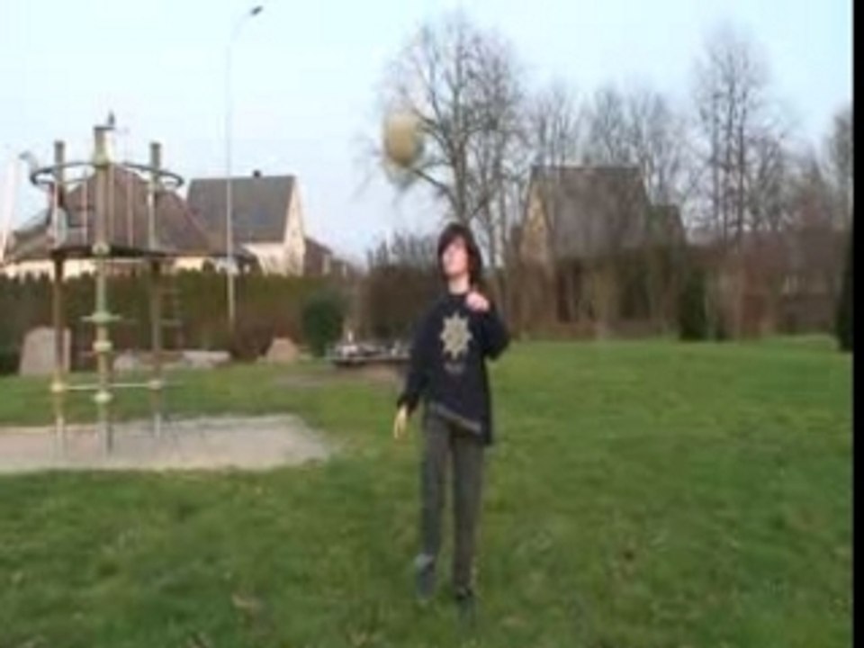 Foot Jongle