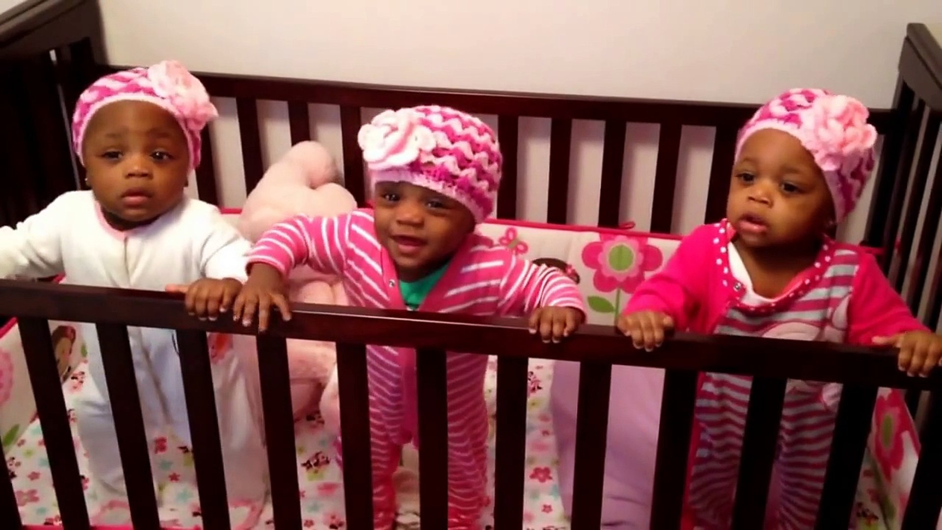Triplet babies dancing to Pharrell Williams song _Happy_ - video