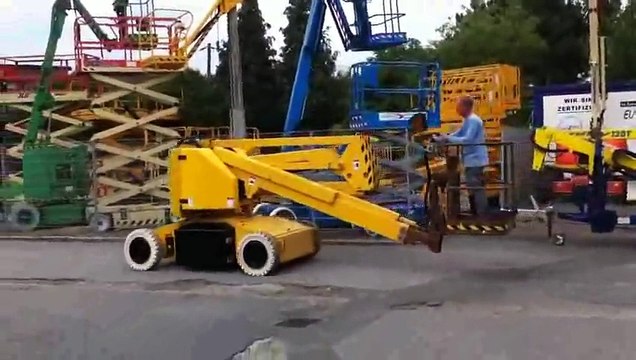 Thang nâng người, thang nâng điện, xe thang nâng, lh 0914 666 138 Mr Thành