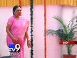 CM Anandiben Patel throws 'Security Cover' on railway station, Ahmedabad - Tv9 Gujarati