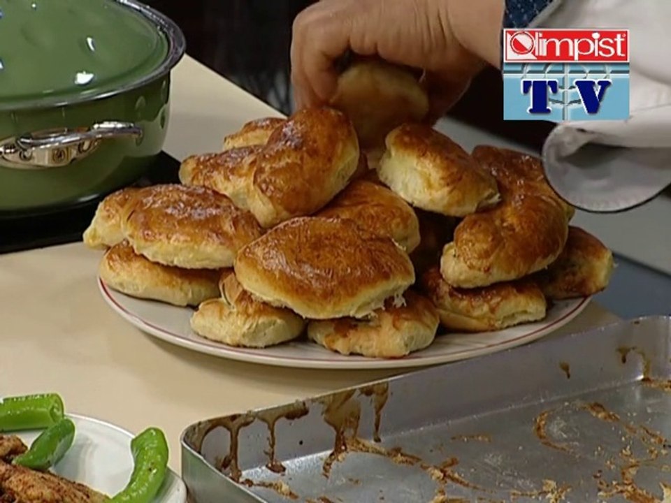 EVDE PRATİK PEYNİRLİ POĞACA