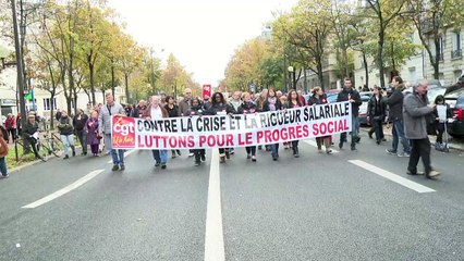 Paris: la gauche de la gauche manifeste contre l'austérité