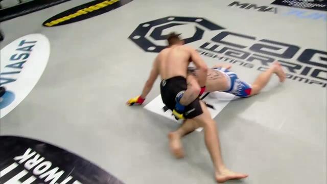 Nathaniel Wood vs. Steve McCombe at Cage Warriors 74