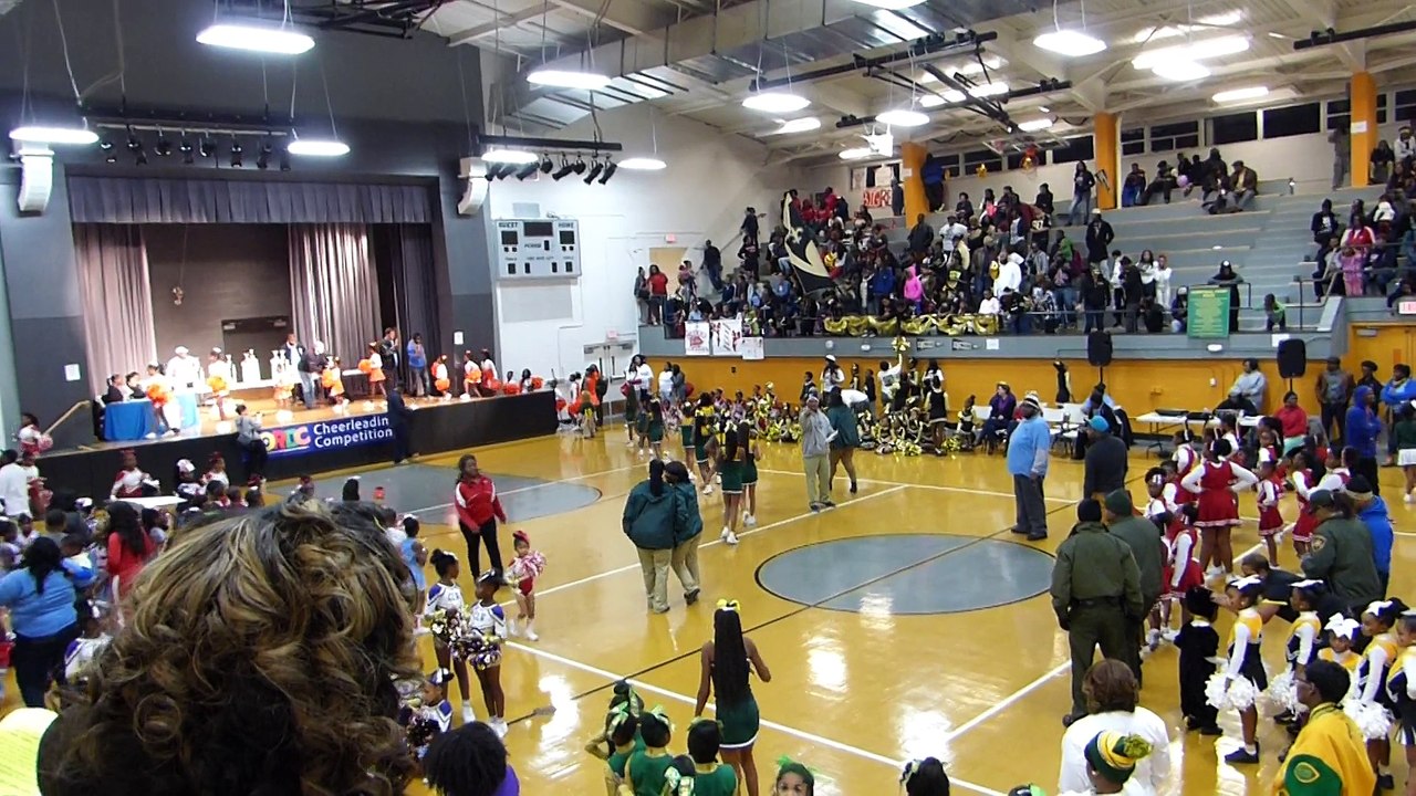 Cheerleading competition 7