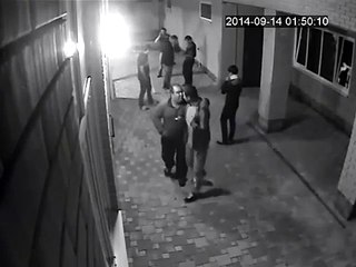 Agressé le boxeur Nikolay Vlasenko met KO deux assaillants en un clin d’œil 