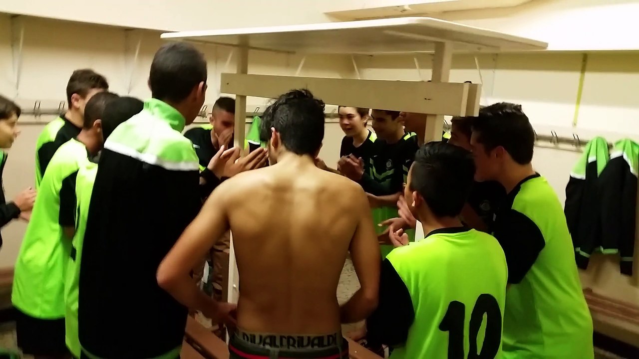 U15(1) - Ternay