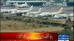 Karachi Airport Par Plane Parking Area May Main Hole Ka Dhakna Toot Gaya