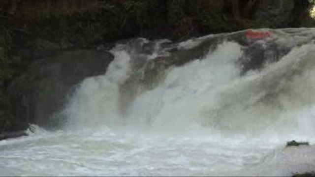 Antalya Düden Şelalesi Lağım Gibi Koktu