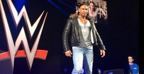 Dünyaca Ünlü Futbolcu, Güreşçi Oldu