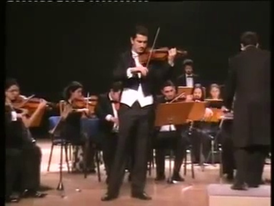 Ozan Sari plays Sarasate - Zigeunerweisen