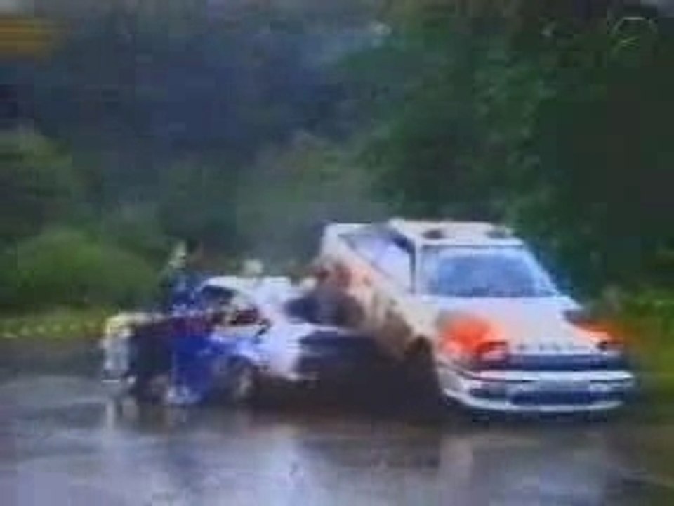 Accident - Voiture de rally glissade