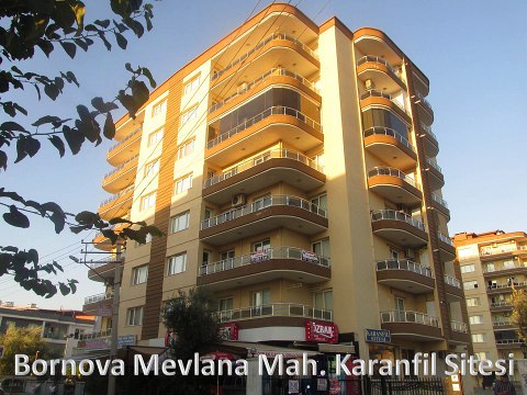 Bornova Mevlana Mahallesi Karanfil Sitesi Satılık / Remax Tulip Bornova Gayrimenkul