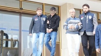Denizli'deki Cinayetin Zanlıları Adliyeye Çıkarıldı