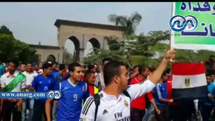 بالفيديو.. مظاهرة بالأزهر بمشاركة رئيس الجامعة تهتف “أيد واحدة ضد الطغيان”