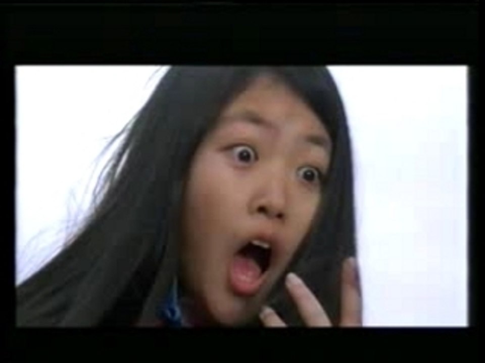 Ling (Yi Ding) effrayée