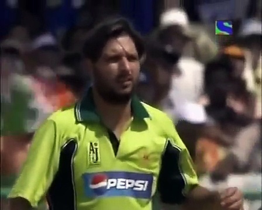 Virender Sehwag plays with Afridi  39 s mind and emotions