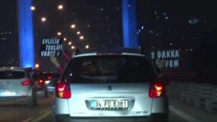 Boğaz Köprüsü'nde Kıtalararası Evlilik Teklifi