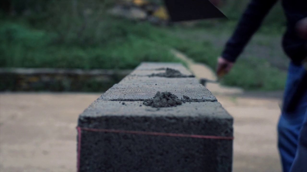 On The Site (La vie de chantier) - Documentary directed by Pierre Yann - Share It Forward #VOFF4