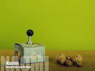 Naomi, le casse noix