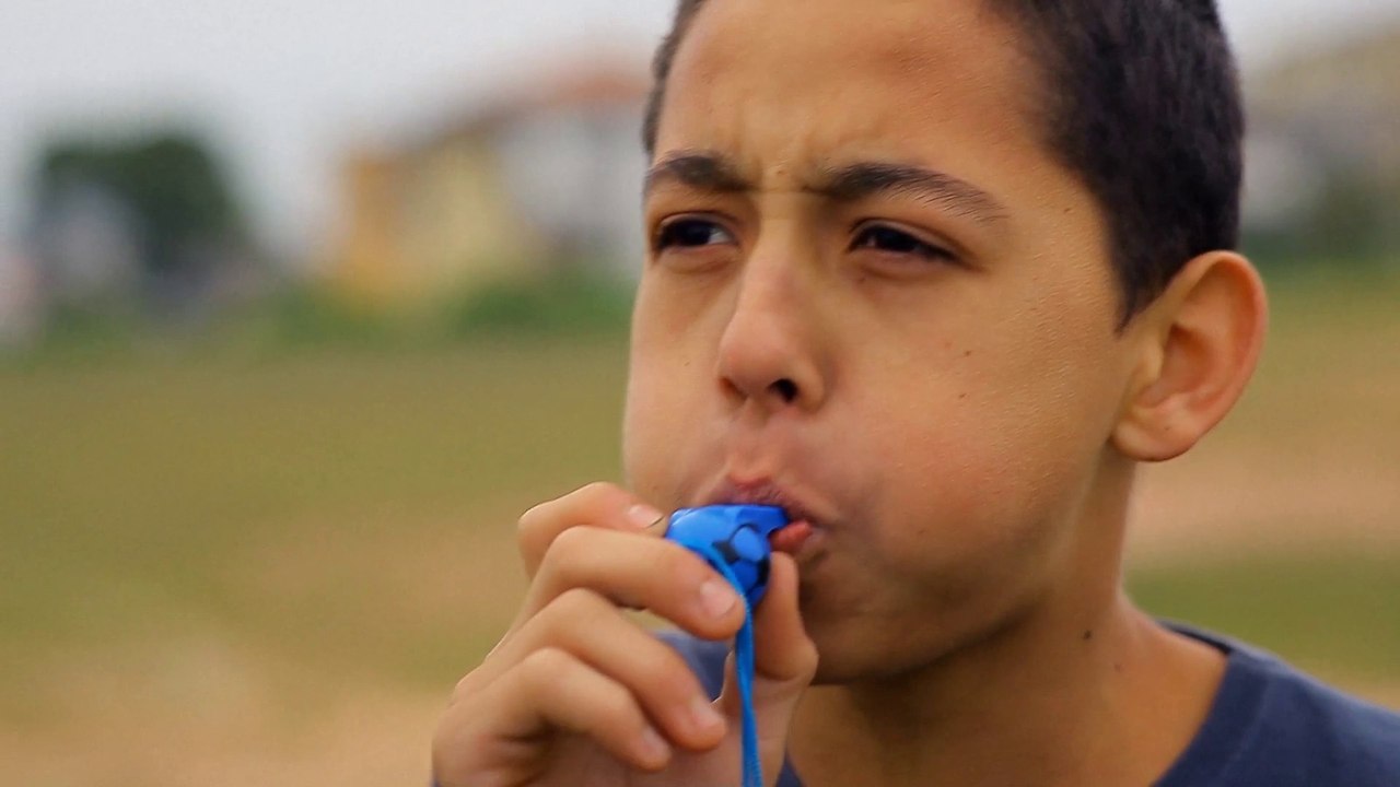 Polícia e Ladrão (Police and Thief) - Directed by Marcela Cardodo - Share It Forward #VOFF4