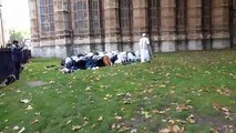 VIDEO: Muslims invade grounds of Westminster Abbey