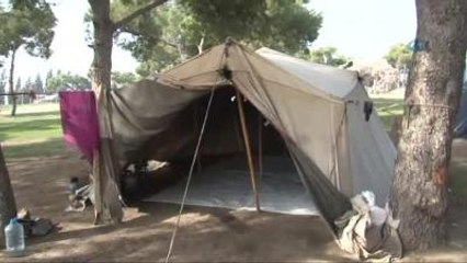 Çareyi Çadır Kurmakta Buldular