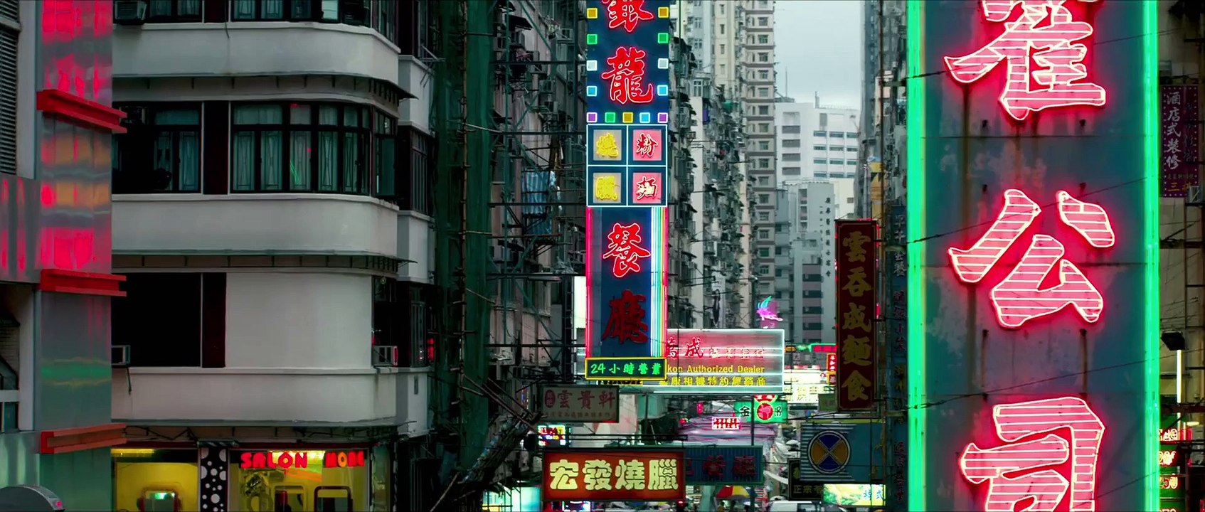 TRANSFORMERS L’AGE DE L'EXTINCTION - Extrait des bonus "Hong Kong"