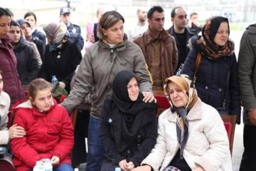 İntihar Eden Polis Memuru Gözyaşlarıyla Memleketine Uğurlandı