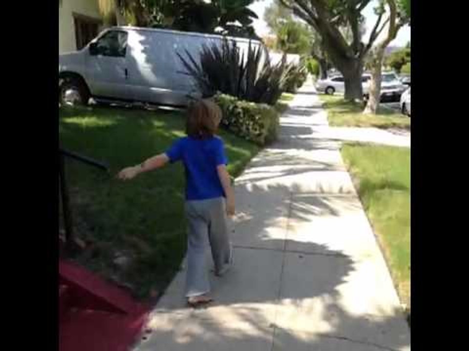 how to creep out little kids in public pt. 2: Brittany Furlan's Vine #126