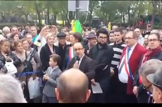 Idir - Brahim SACI et la famille AZEM - Inauguration de la place Slimane Azem à Paris