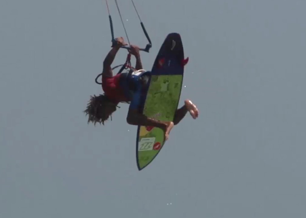 Ion - ACTION GLUE 1920 - Nautic Video Awards 2014