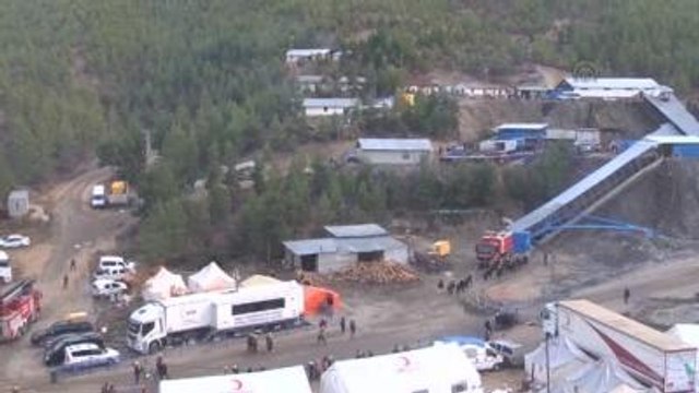 Maden Ocağında İşçilerin Mahsur Kalması - Sağlık Ekipleri, İşçi Yakınlarına Müdahale Etti