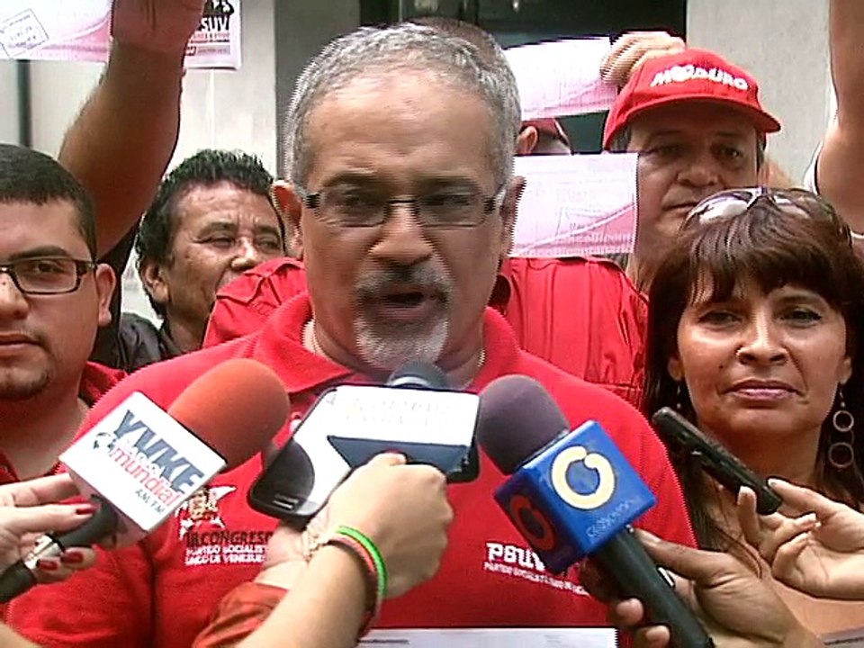 Critican a Ocariz por solicitar crédito para la...