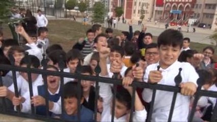 Denizli Okul Karşısına Baz İstasyonuna Tepki