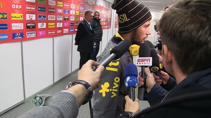 Neymar: "Thiago Silva es muy amigo mio"