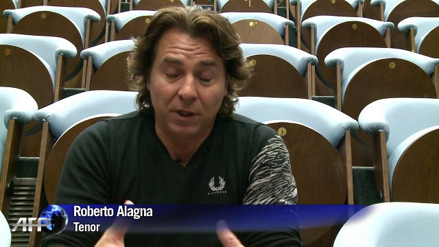 Tenor Roberto Alagna releases first studio album in 13 years