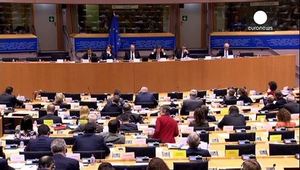 Draghi se abre a que el BCE compre deuda soberana