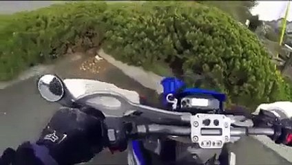 Aide handicapés مساعدة معاقة