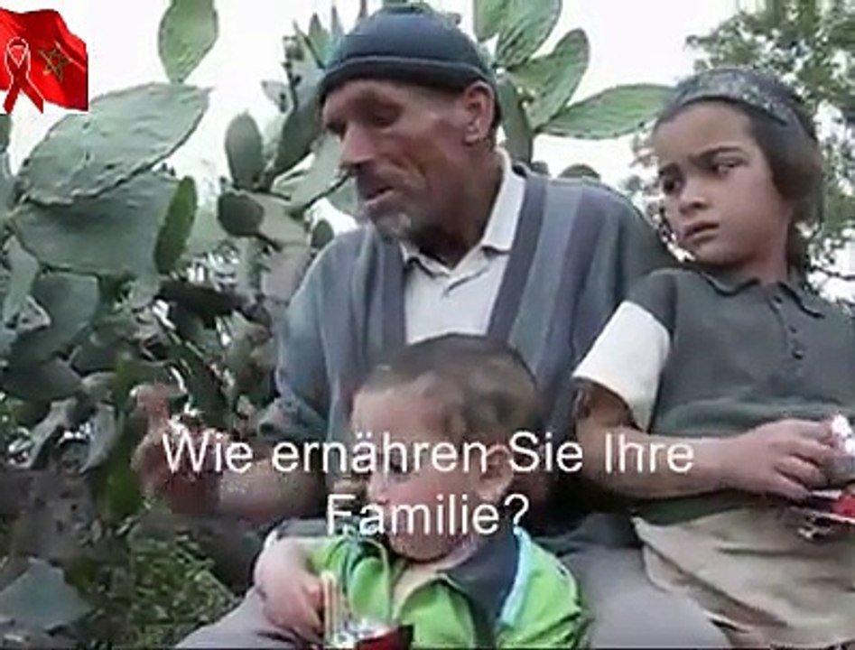 سائح ألماني يقدم مساعدات غذائية للمغاربة