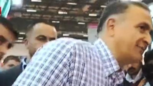 Ekrem Dumanlı Soru Soran Gazeteciye Tokat Attı
