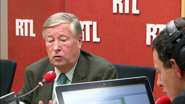 Alain Duhamel : Nicolas Sarkozy a eu tort de s'attaquer à la loi Taubira