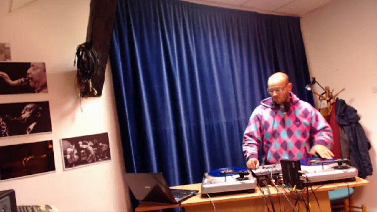HainTenyCollective Radio Show DJ Dee & Zupany 17112014
