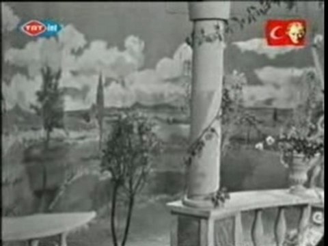 ZEKI MUREN bu sevgiye dustum neden ?