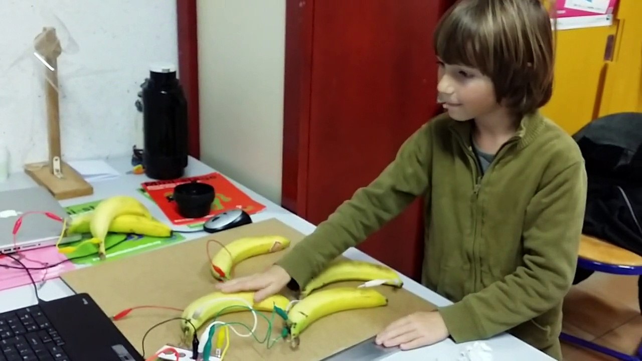 scratch avec joystick banane